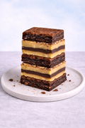Mixed box of 6 brownie/blondies box.